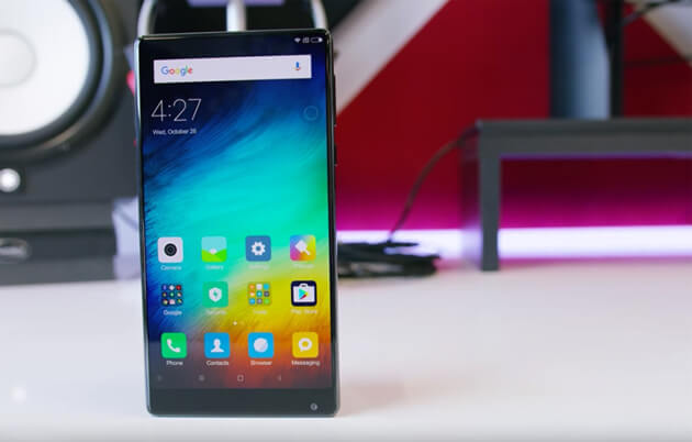 Xiaomi может представить свой новый безрамочный телефон за день до события Apple
